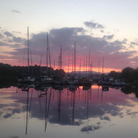 ホテルYacht Highwayman South Kessock エクステリア 写真