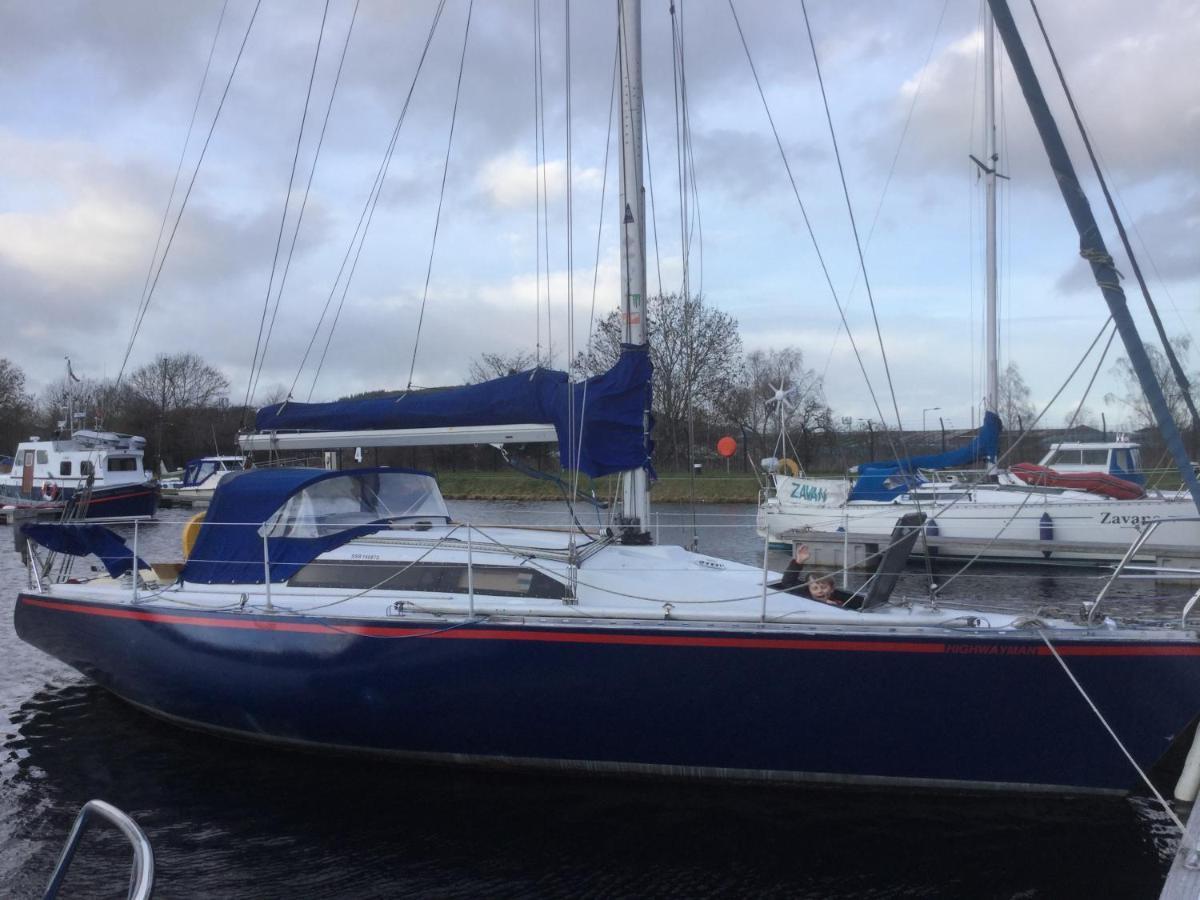 ホテルYacht Highwayman South Kessock エクステリア 写真